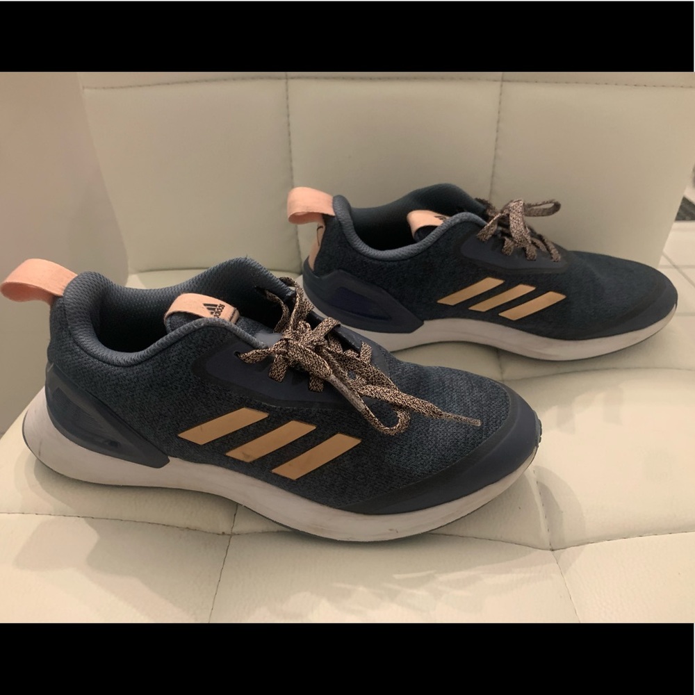 Youth size 4 Adadis sneakers
